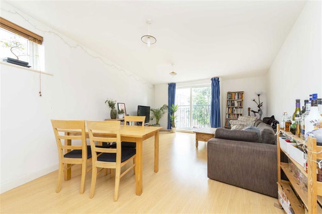 Property photo 3 of 5