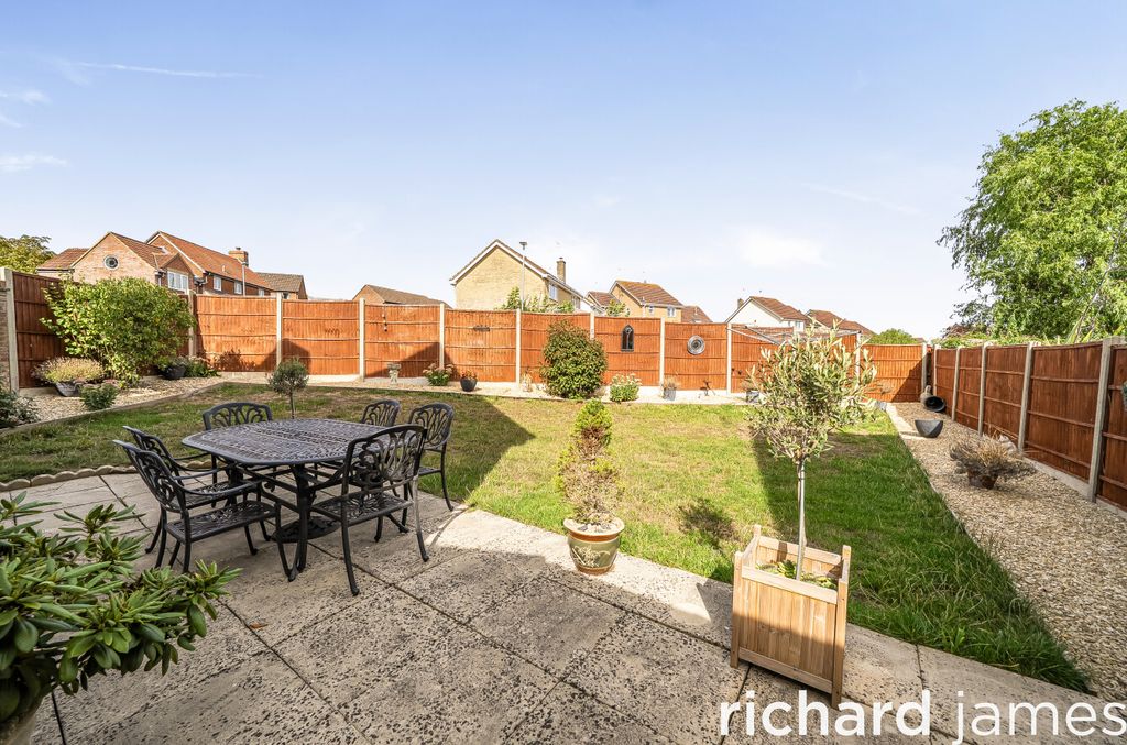 Property photo 2 of 15 B54B712A2A3F4248A356334621d1280c