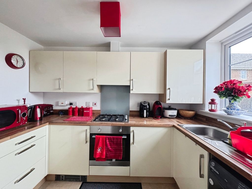 Property photo 3 of 24 4581114