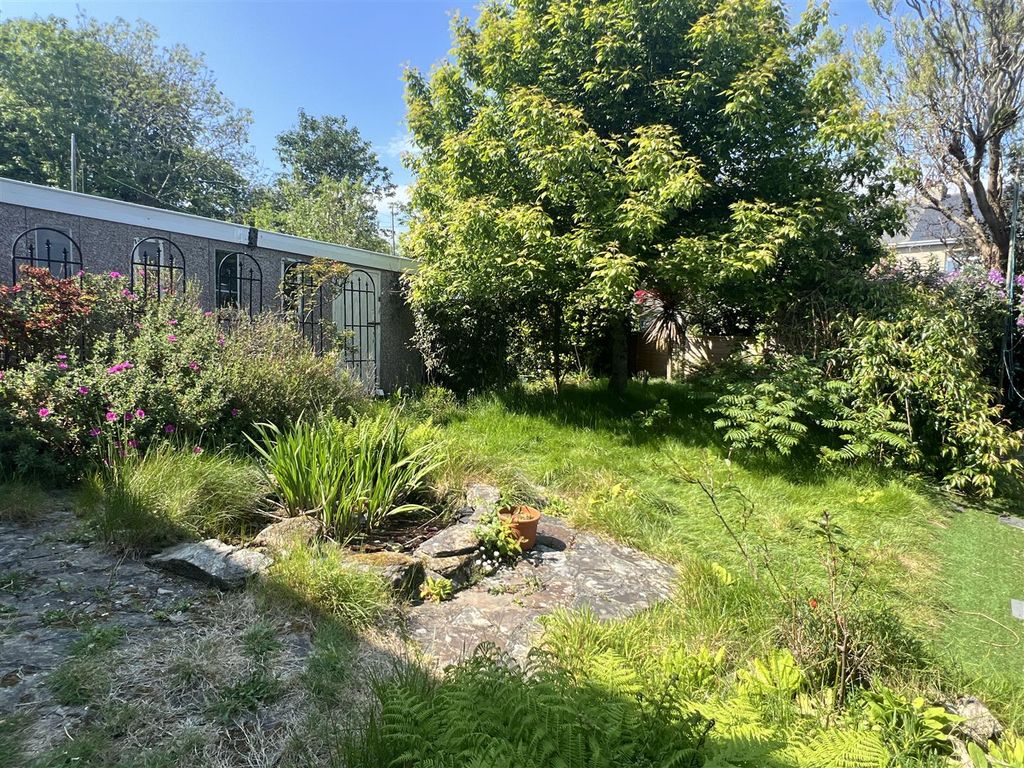 Additional image 22 of 3 bed semi-detached house for salePendarves Road, Penzance TR18