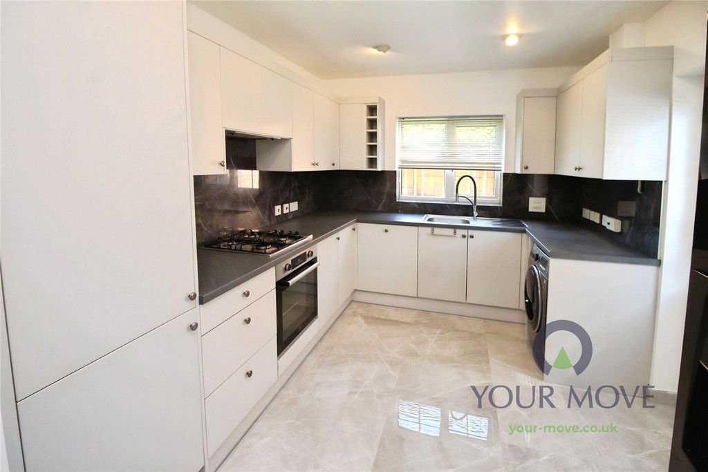 Property photo 2 of 20 Kitchen/Diner