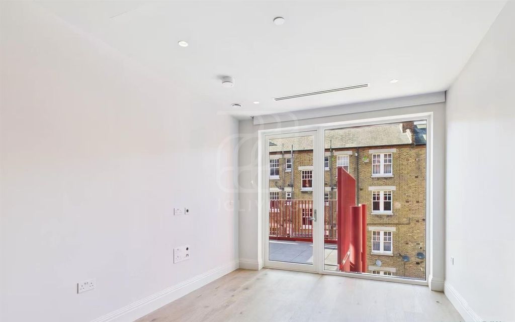 Property photo 3 of 6 ML122 (1).Jpg