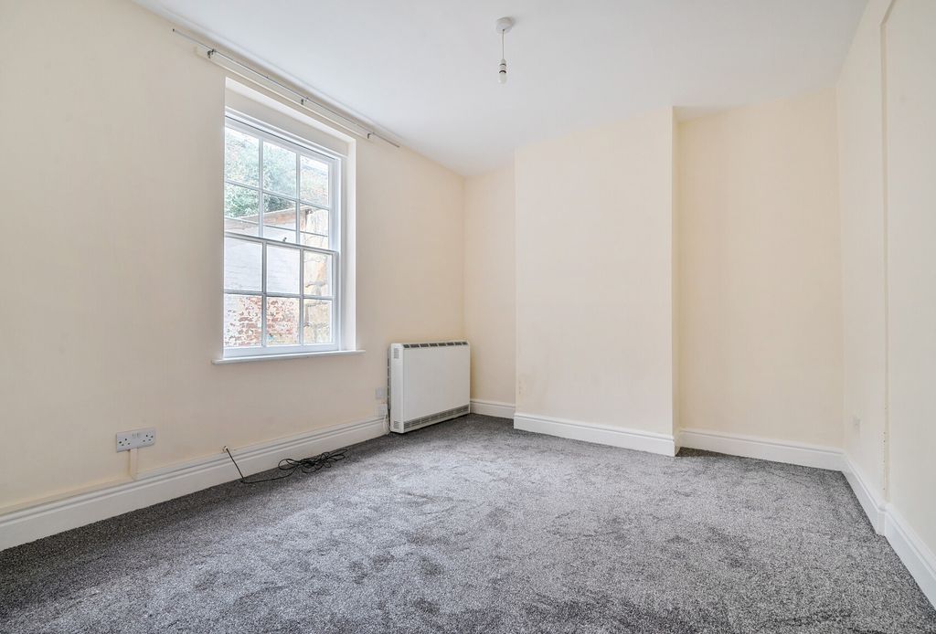 Property photo 3 of 12 Dining Room