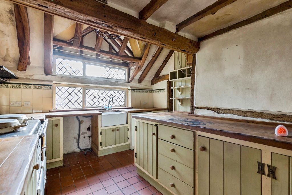 Property photo 3 of 23