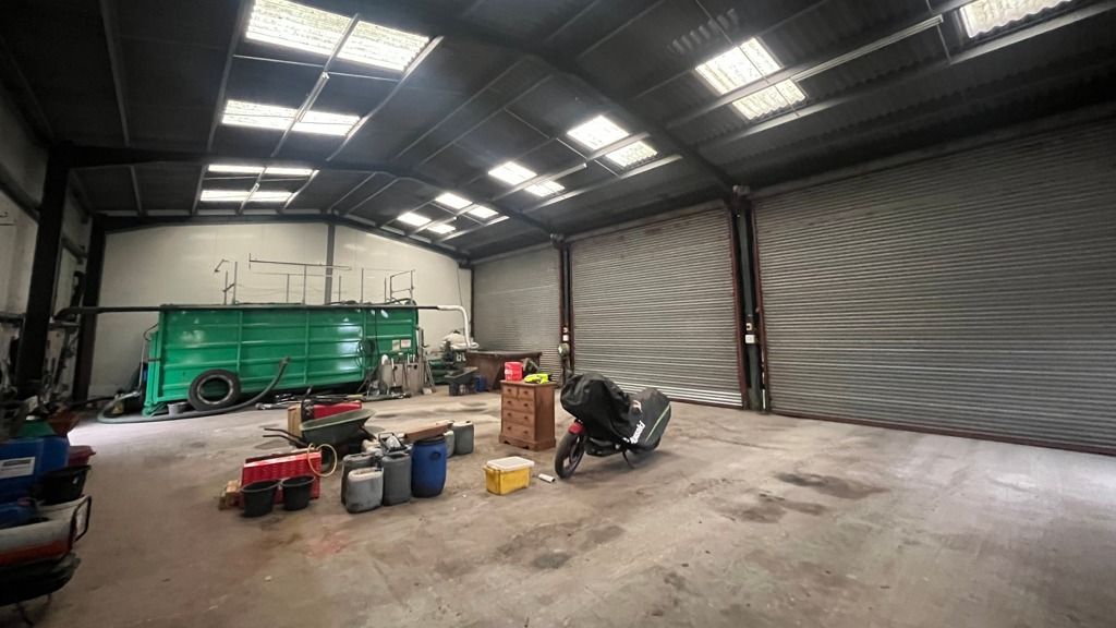 Property photo 2 of 8 Photo 6