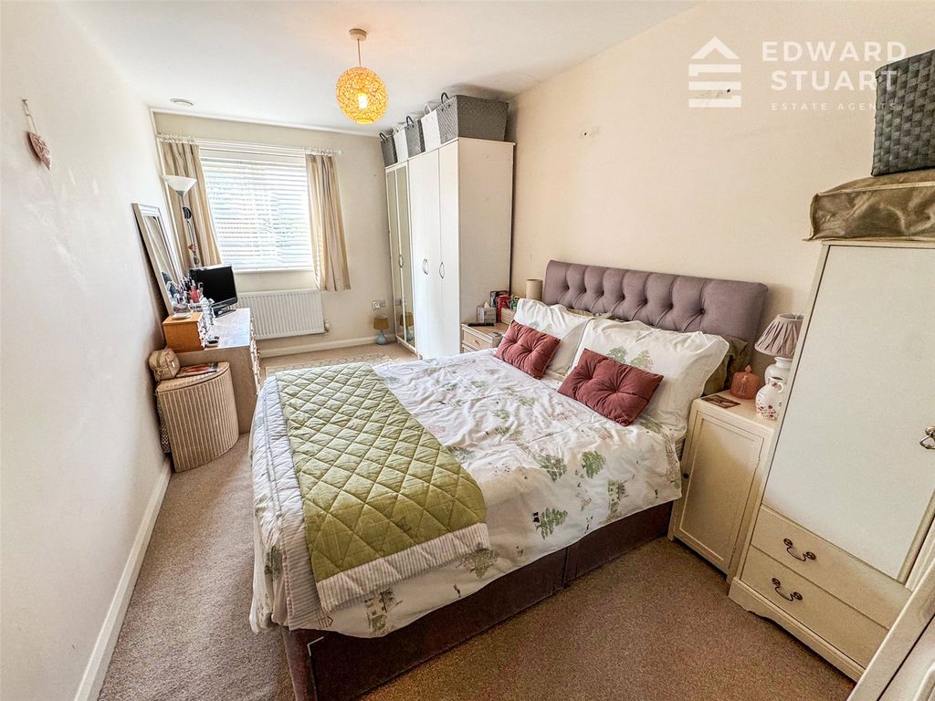 Property photo 2 of 12 Picture No. 05