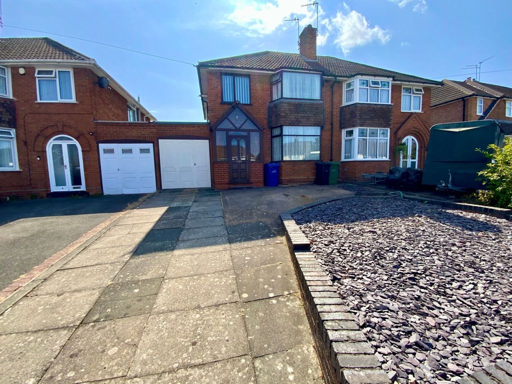 Property photo 1 of 11