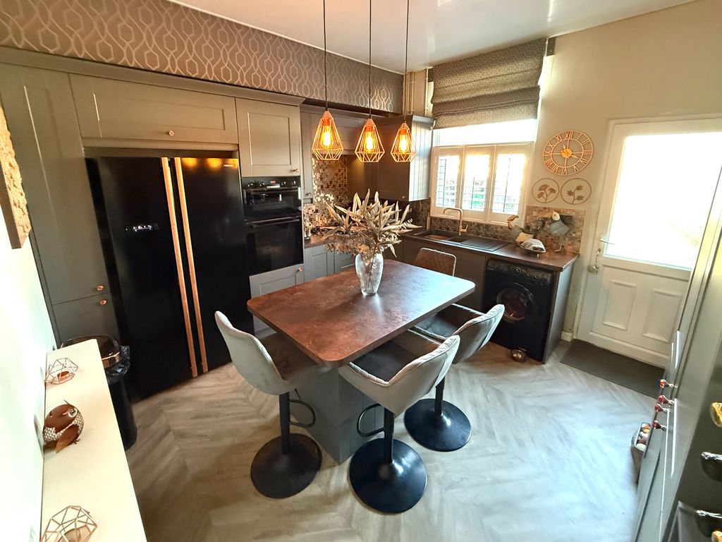 Property photo 2 of 12 Img_3340