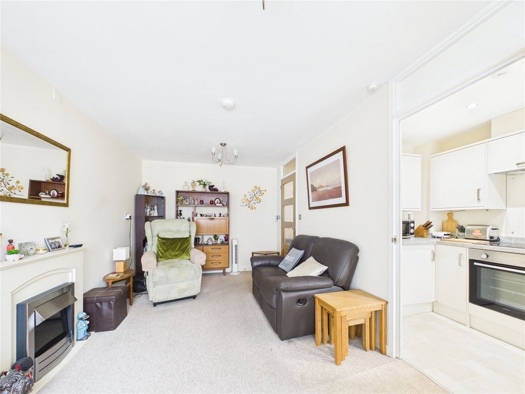 Property photo 3 of 14 Picture No. 28