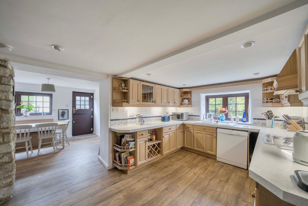 Property photo 3 of 26 1320954868A3801B647E7