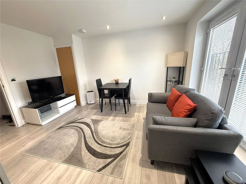 Property photo 2 of 10 Picture No. 02