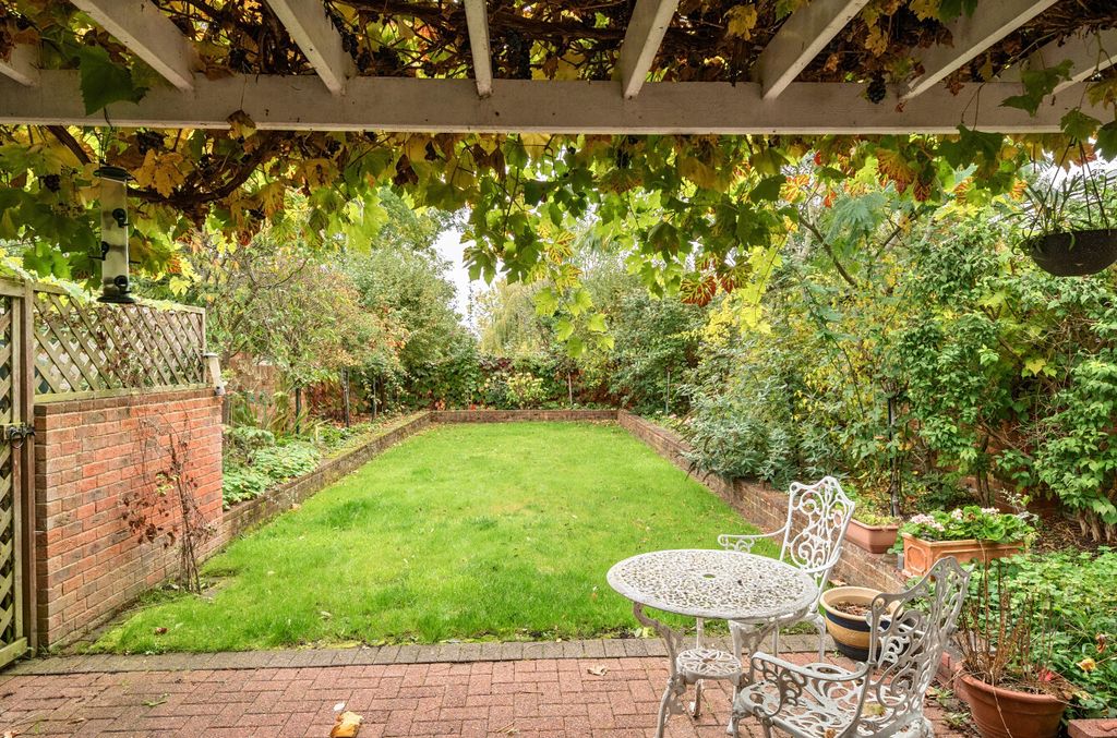 Property photo 1 of 22 1369334-8-68Ef7A2...