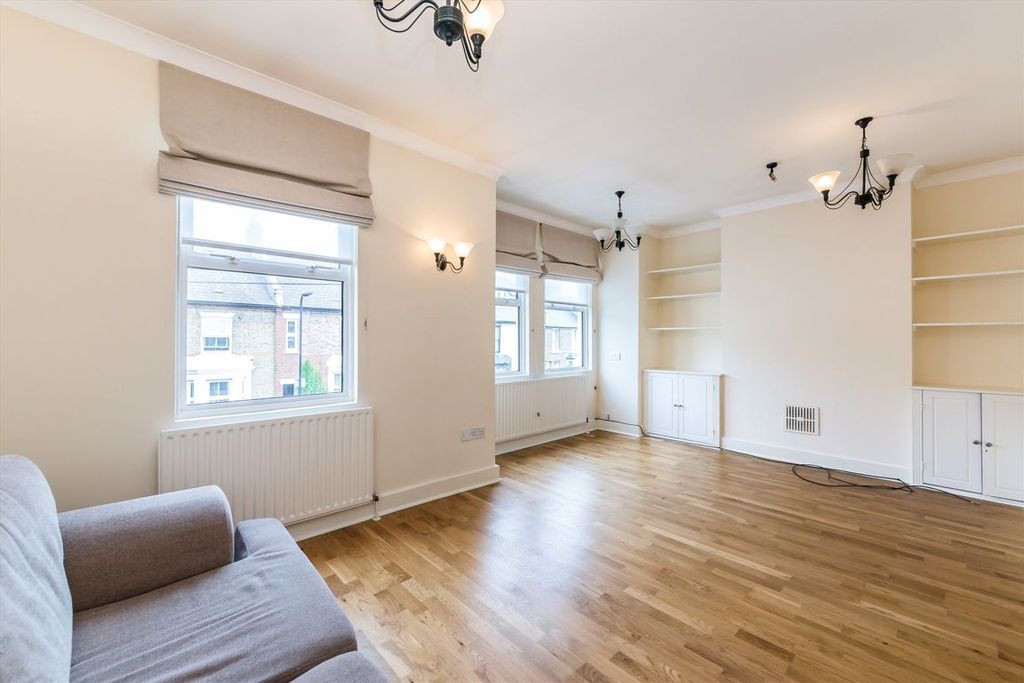 Property photo 2 of 6