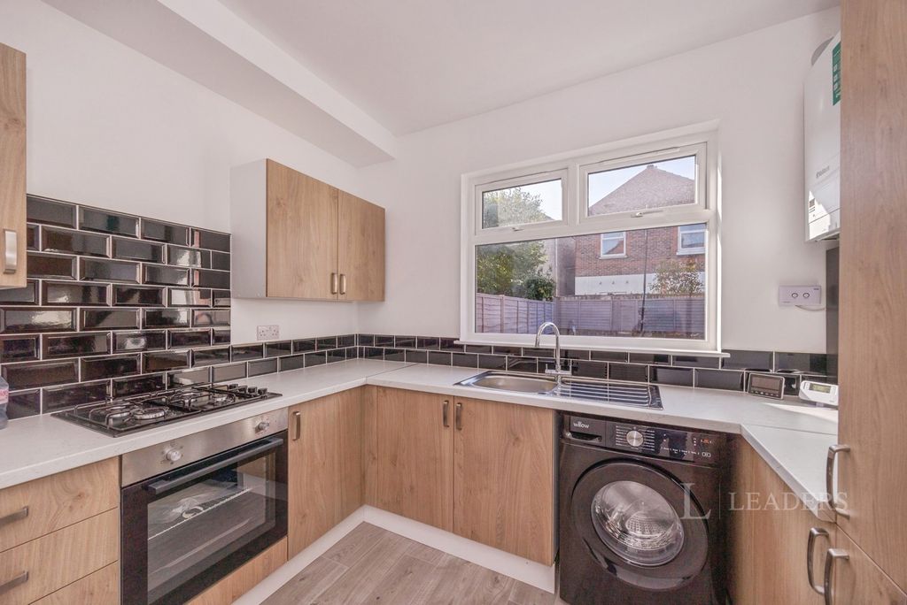 Property photo 1 of 23 Pbox-Img.Jpg