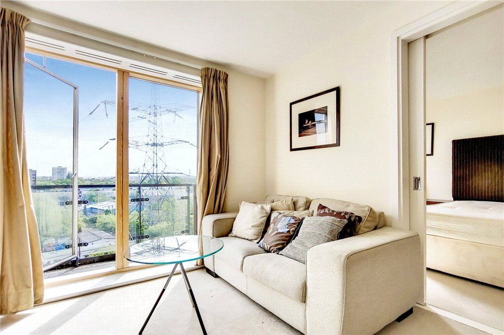 Property photo 2 of 9 Reception Room