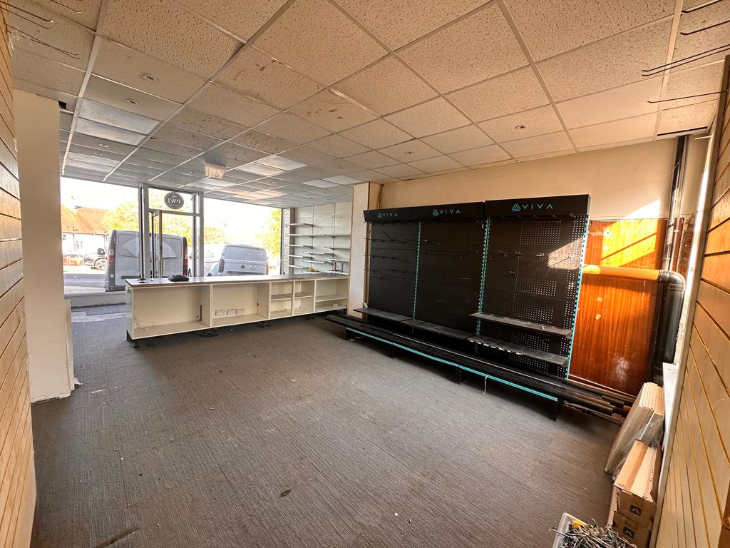 Property photo 2 of 5