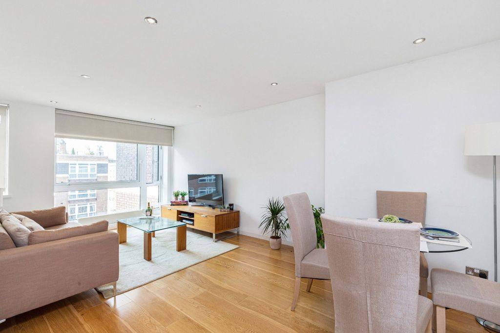 Property photo 1 of 14 Reception Room