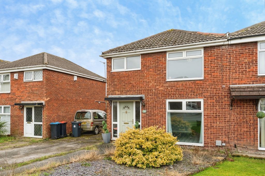 Property photo 1 of 27 Front