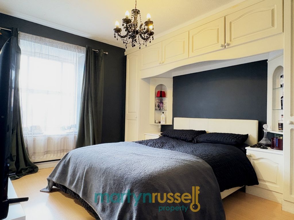 Property photo 3 of 15 4692516