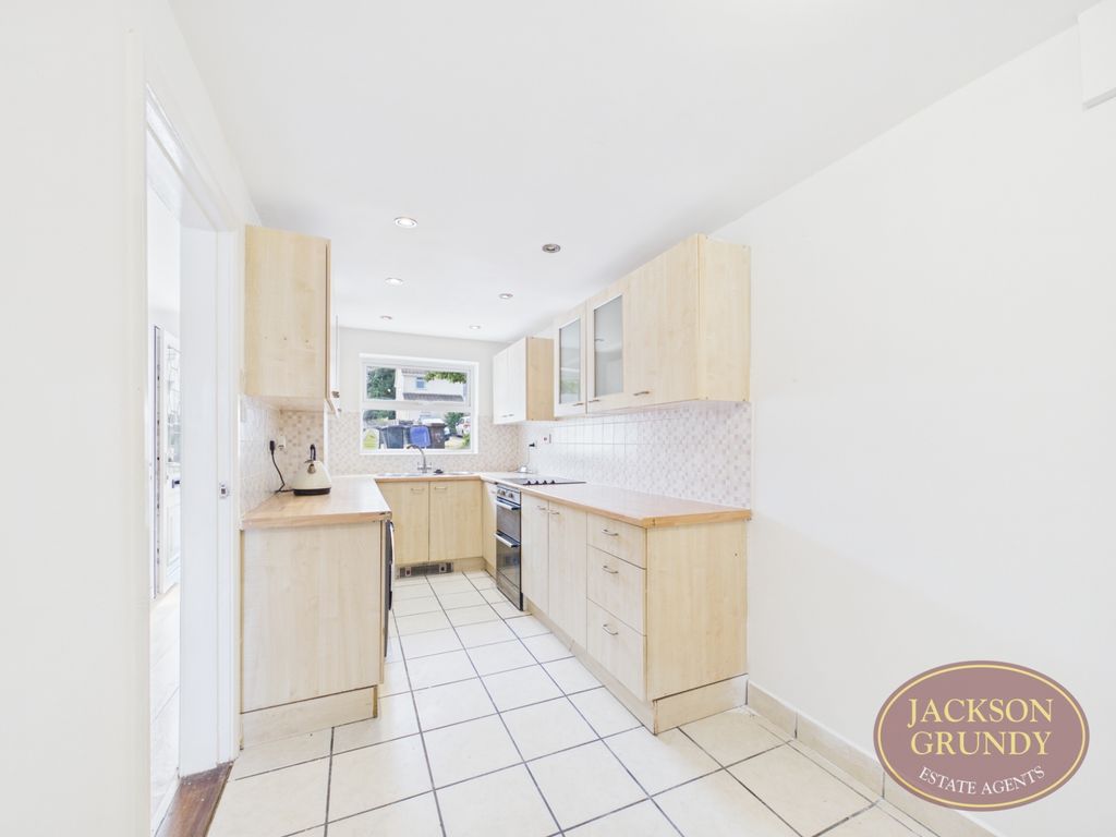 Property photo 3 of 15 Viscount Road