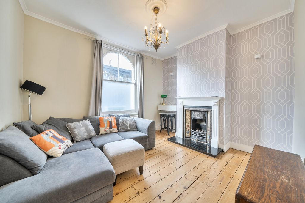 Property photo 2 of 17 1423310-24-69A70F...