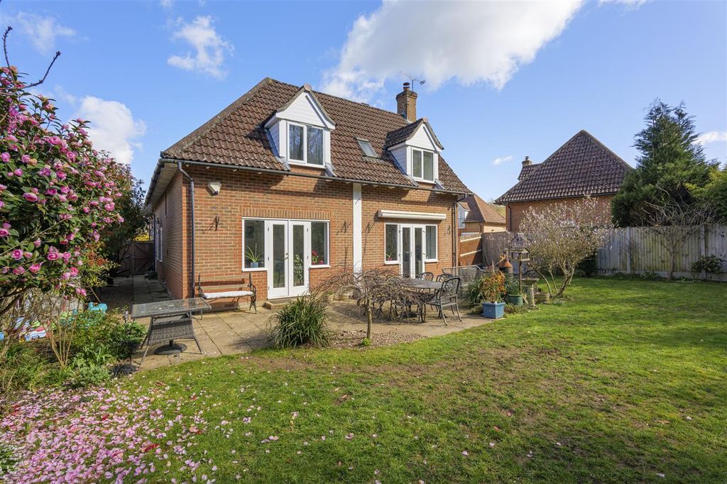 Property photo 2 of 30