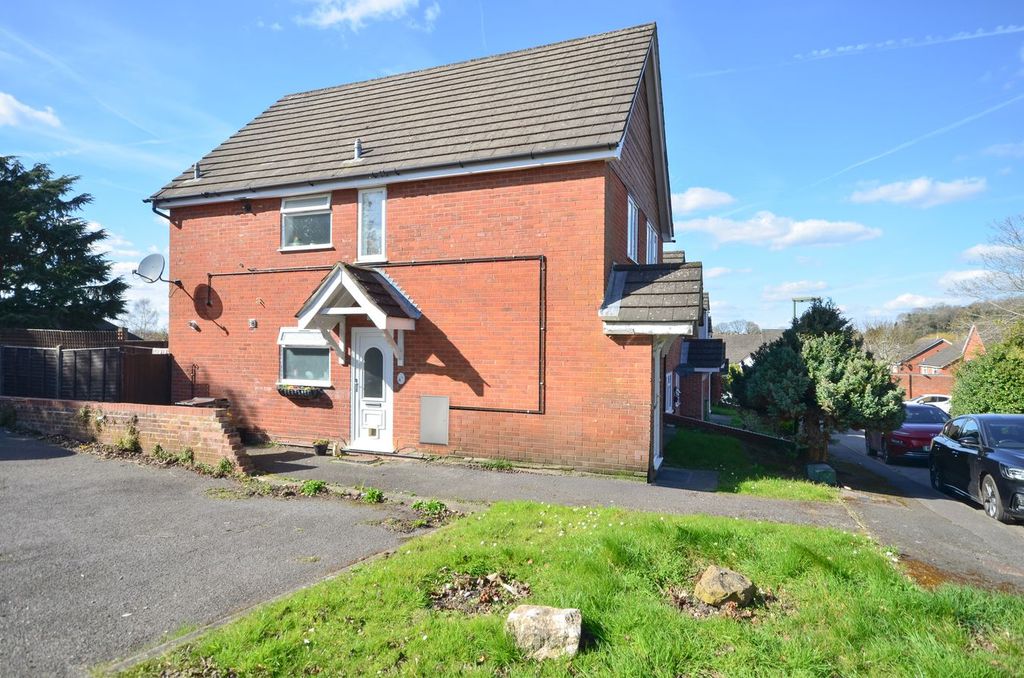 Property photo 1 of 12