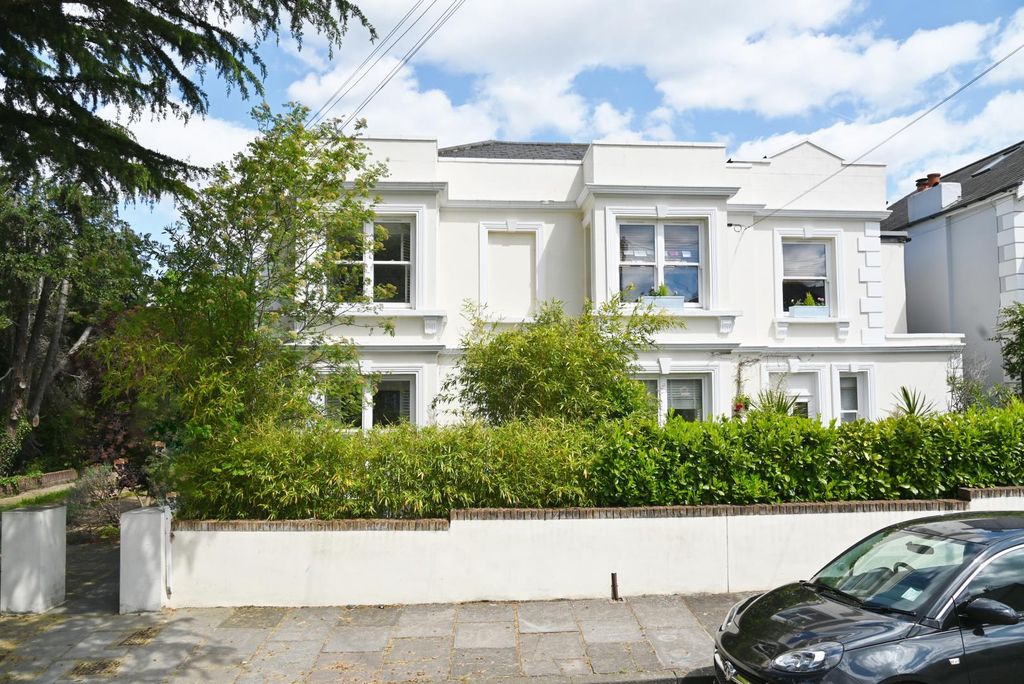 Property photo 1 of 9