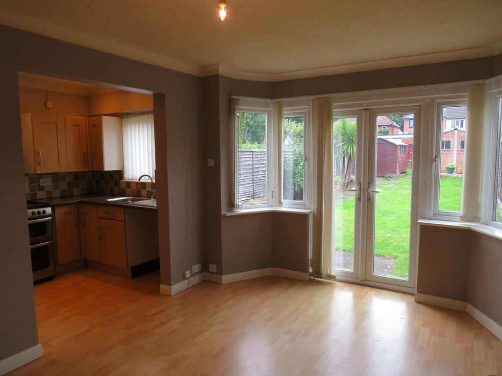 Property photo 3 of 9 Dining Room