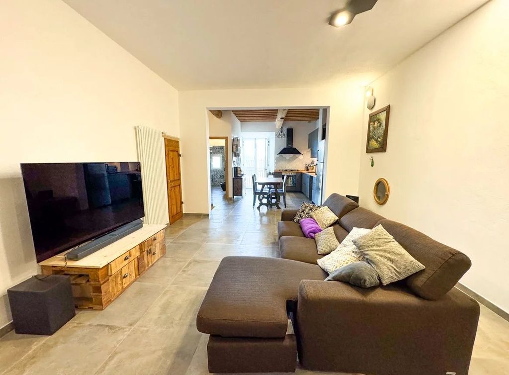 Property photo 3 of 29