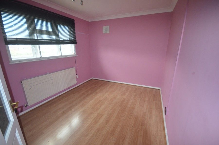 Property photo 3 of 8 Gallery