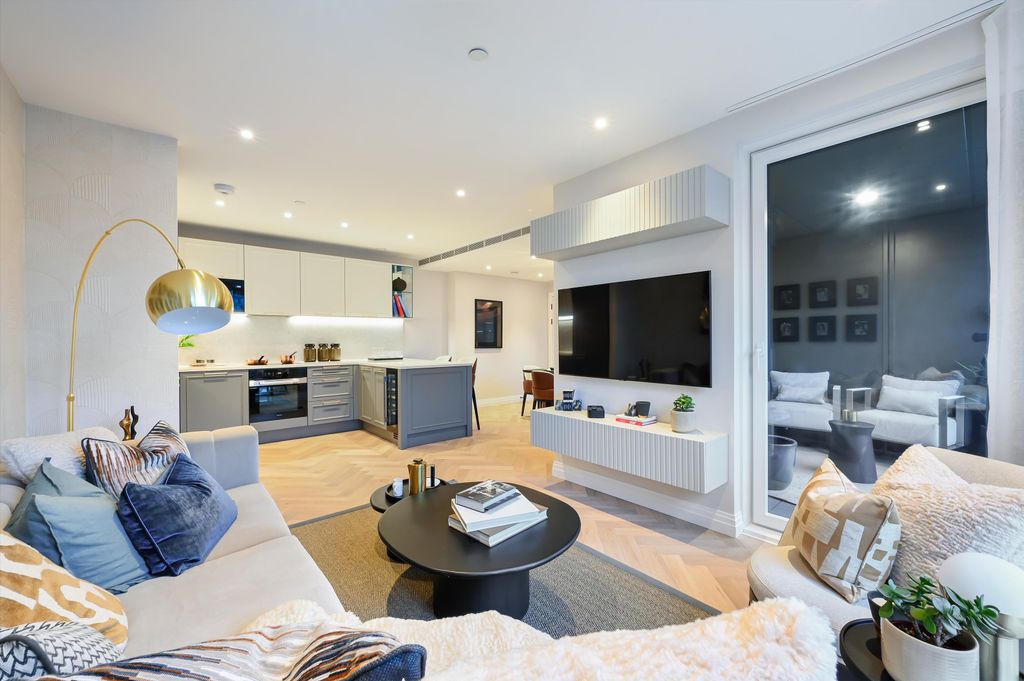 Property photo 3 of 15 Image