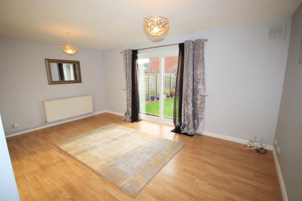 Property photo 2 of 23 Lounge/Dining Room