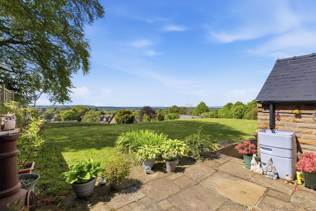 Property photo 2 of 52