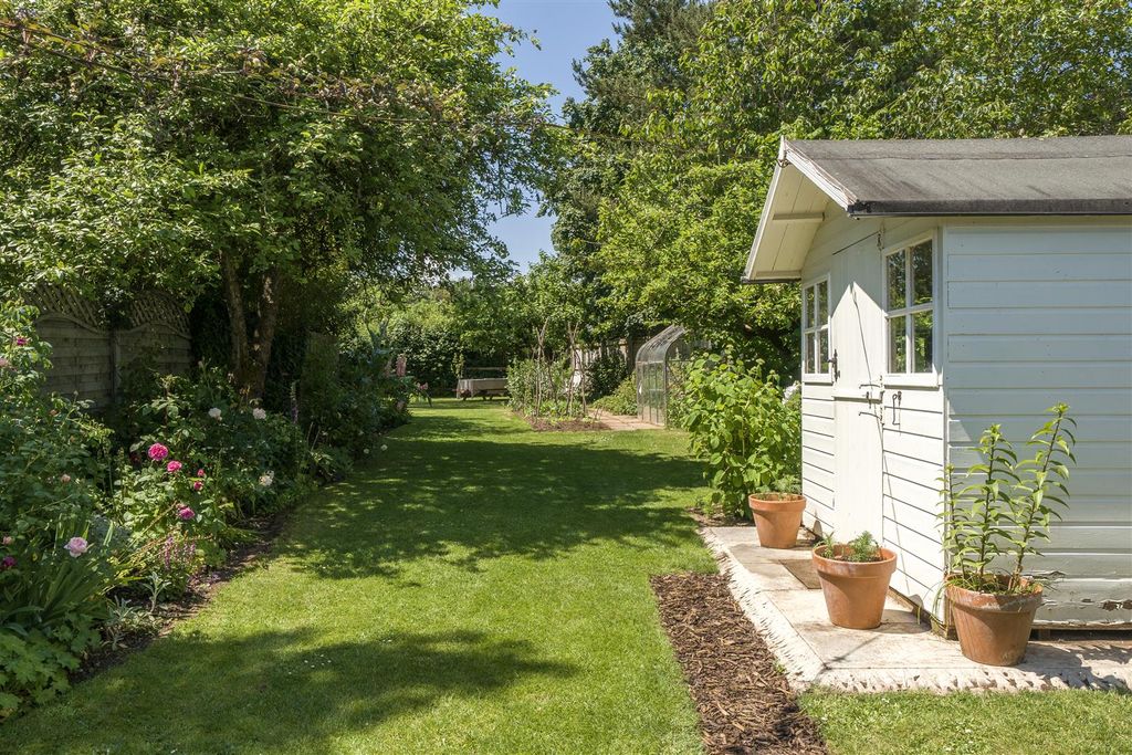 Property photo 2 of 24 Rear Garden