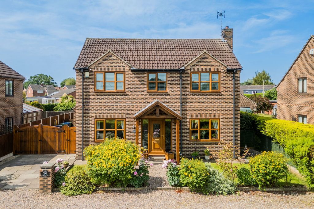 Property photo 1 of 31