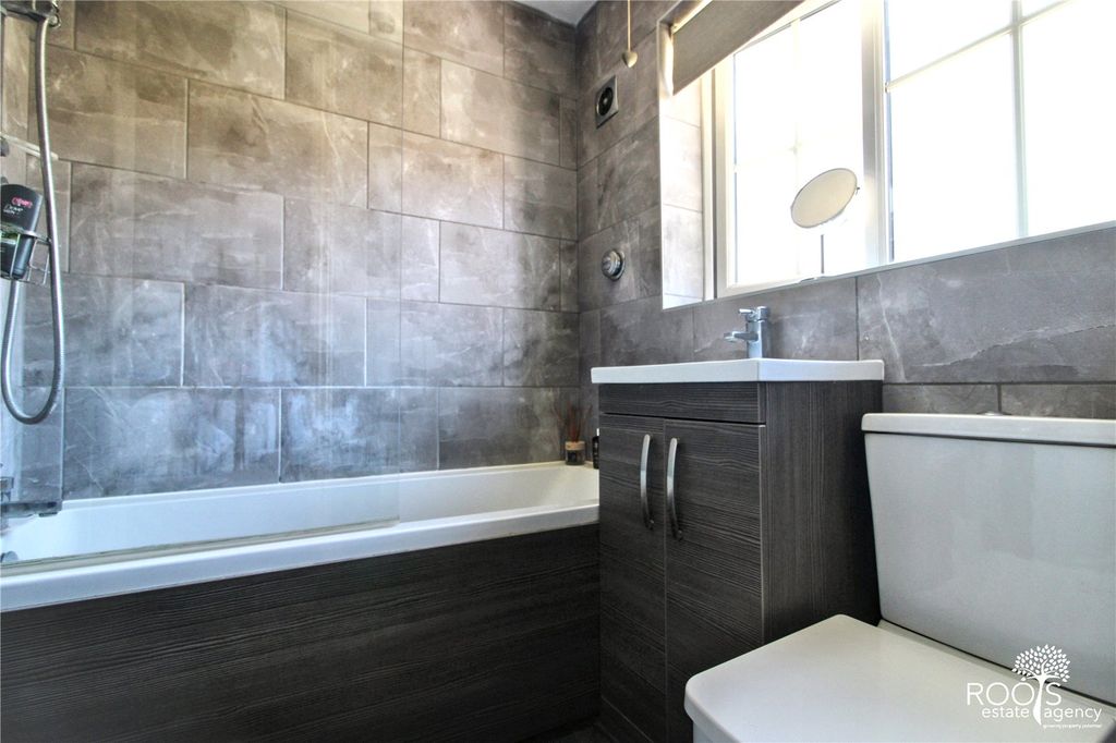 Property photo 3 of 11 Picture No. 11