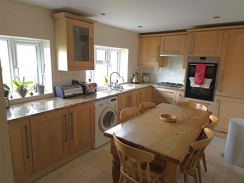 Property photo 3 of 15 Picture No. 26