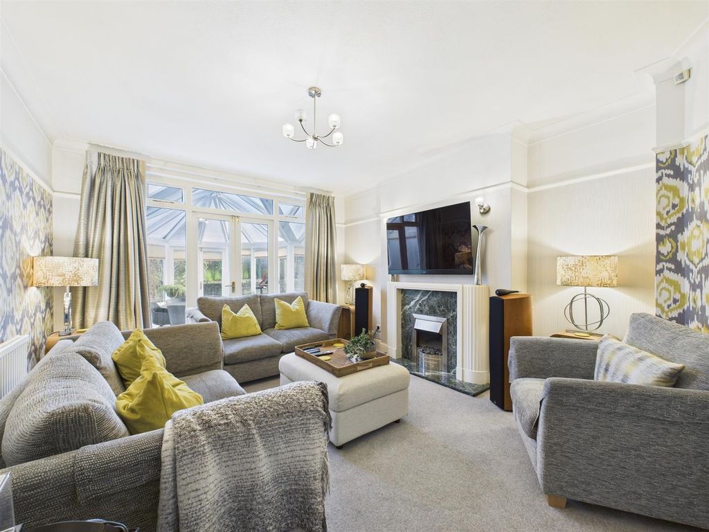 Property photo 2 of 30 Cam02885G0-Pr0548-Still002.Jpg