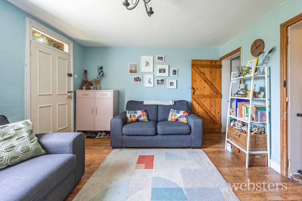 Property photo 2 of 16