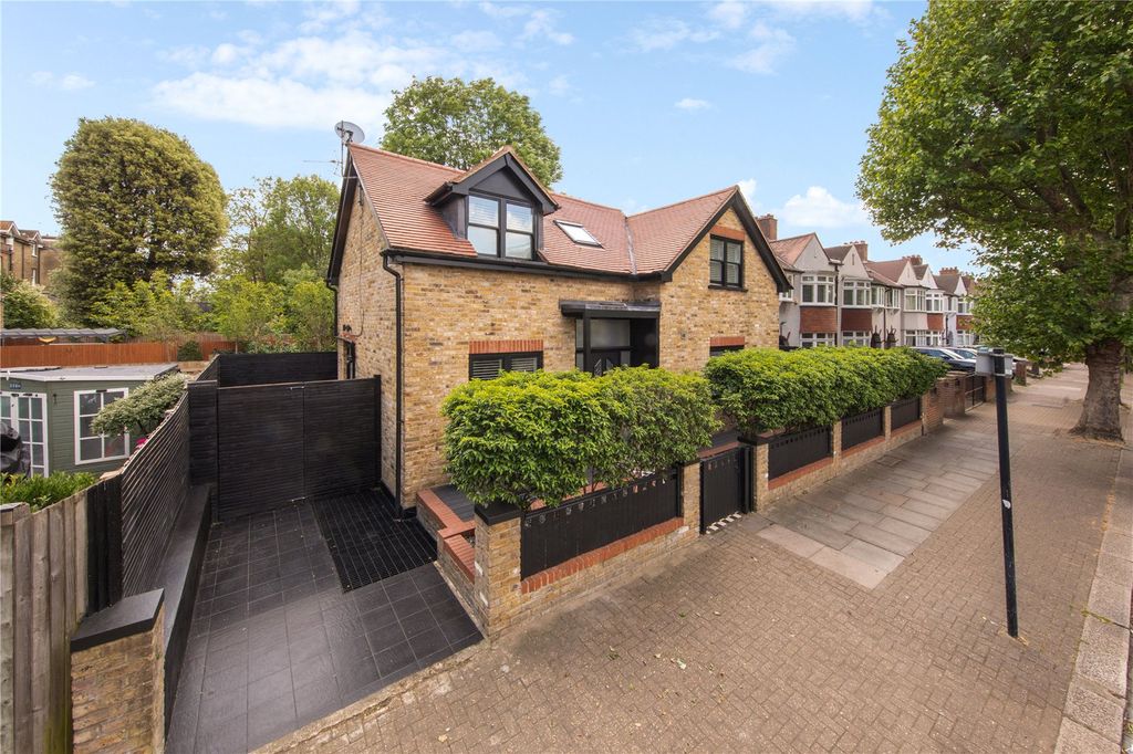 Property photo 2 of 13 Picture No. 38
