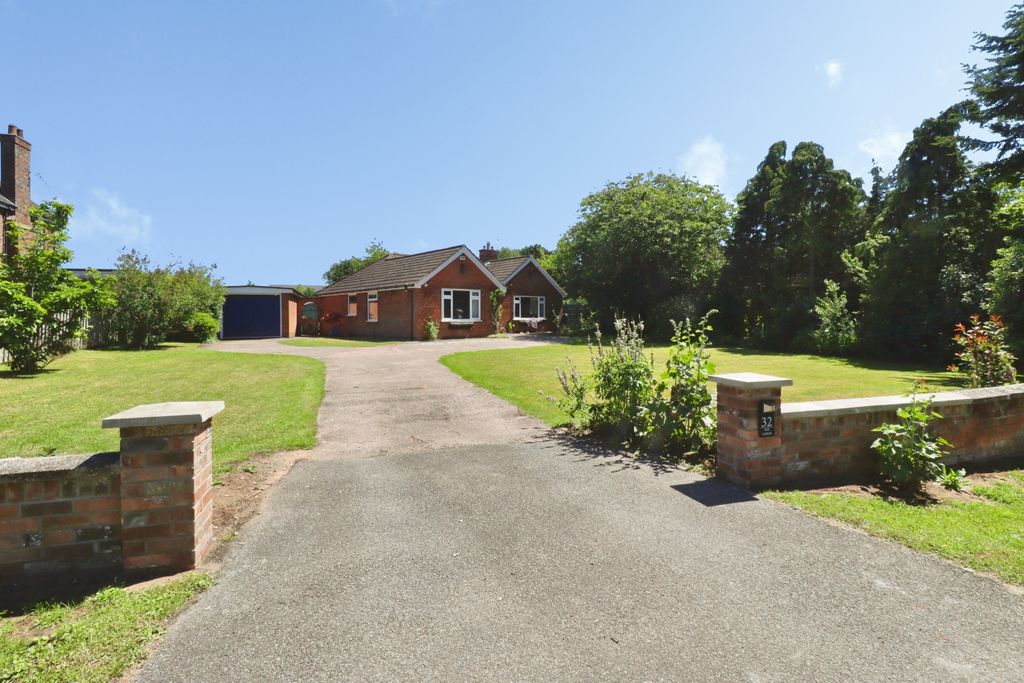Property photo 1 of 28