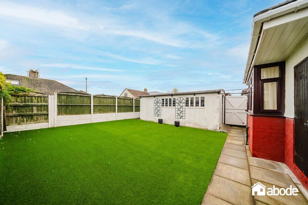 Property photo 2 of 22 Dsc03112-Hdr_Bluesky.Jpg