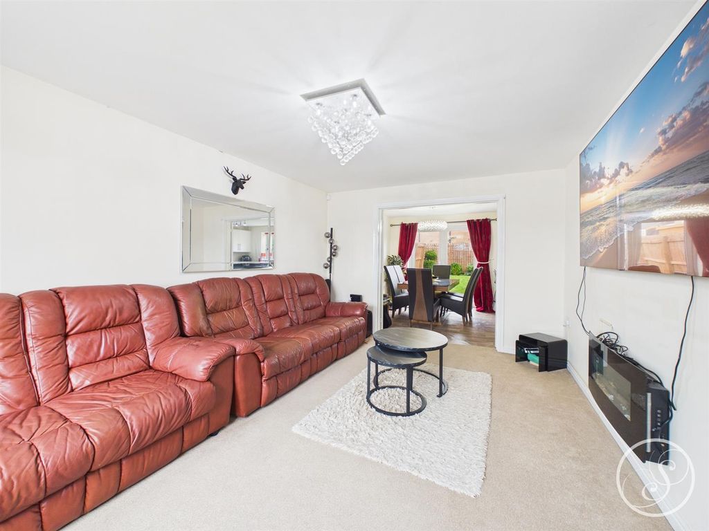 Property photo 3 of 27 Cam02071G0-Pr0859-Still001.Jpg