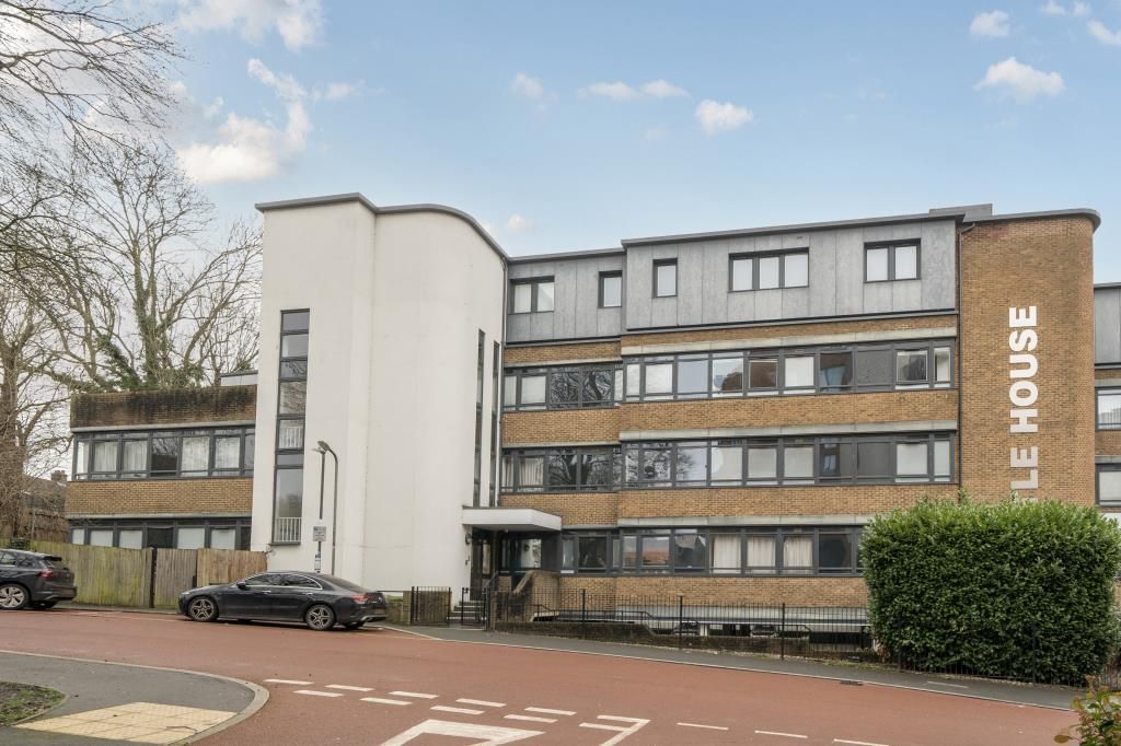 Property photo 1 of 26 External