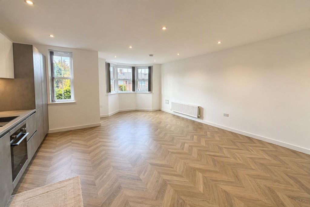 Property photo 3 of 9 Designer.Png