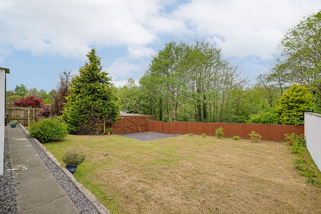 Property photo 2 of 31 12 Clos Yr Afon - Web (39 Of 43).Jpg