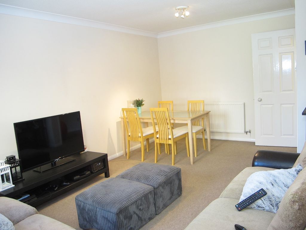 Property photo 3 of 13 Photo 2