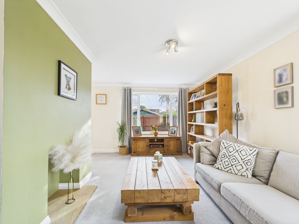 Property photo 3 of 22 4234117