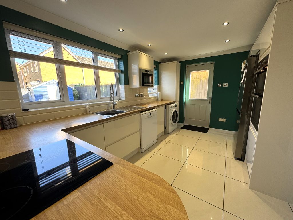 Property photo 3 of 14 2